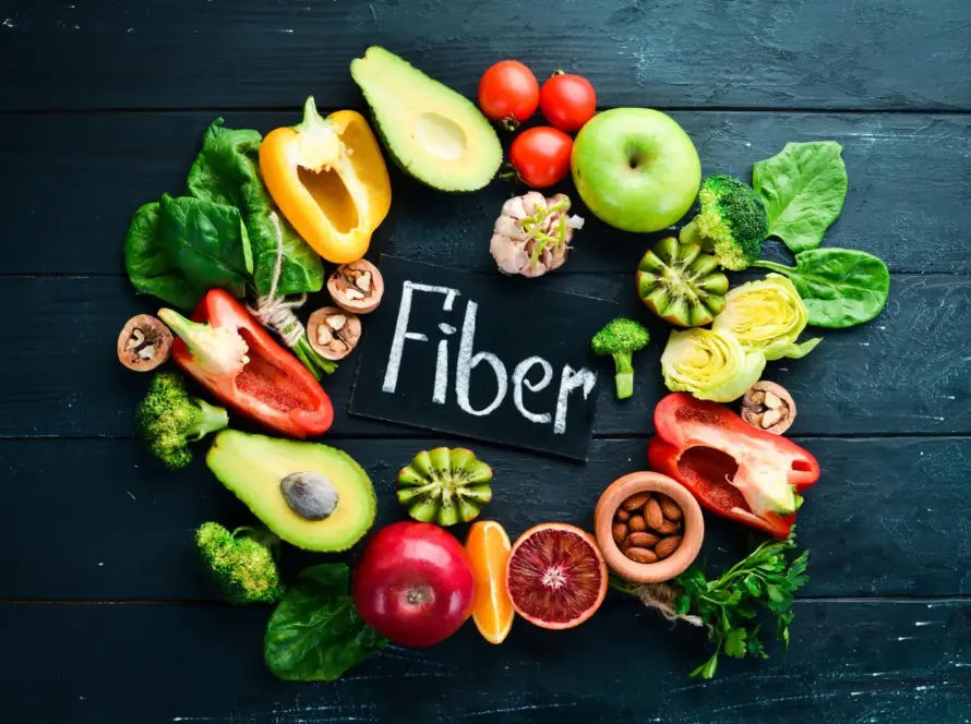 High fiber diet for weight loss with fresh fruits, vegetables, and whole grains