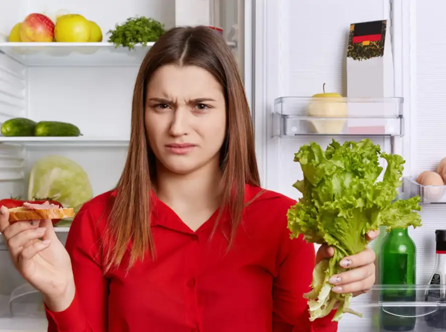 Low calorie diet problems showing hunger and fatigue while dieting